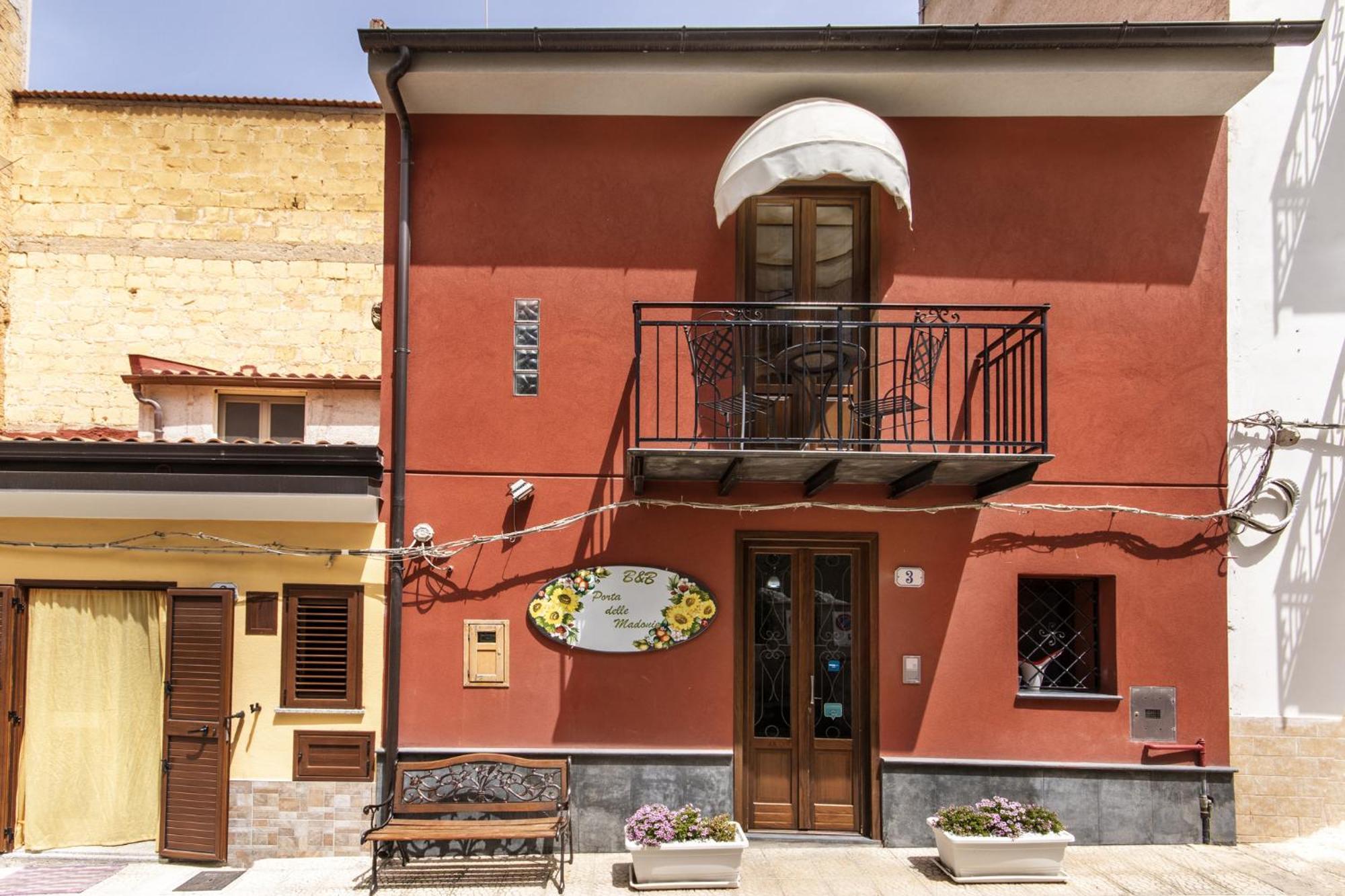 B&B Porta Delle Madonie Campofelice Di Roccella Extérieur photo