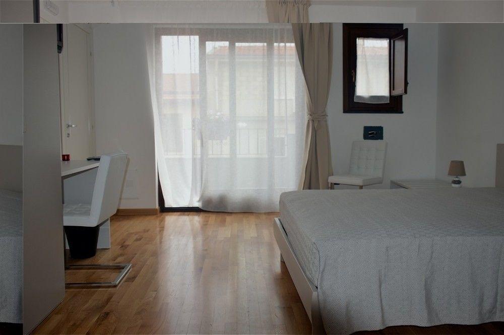 B&B Porta Delle Madonie Campofelice Di Roccella Extérieur photo