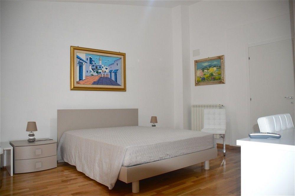 B&B Porta Delle Madonie Campofelice Di Roccella Extérieur photo