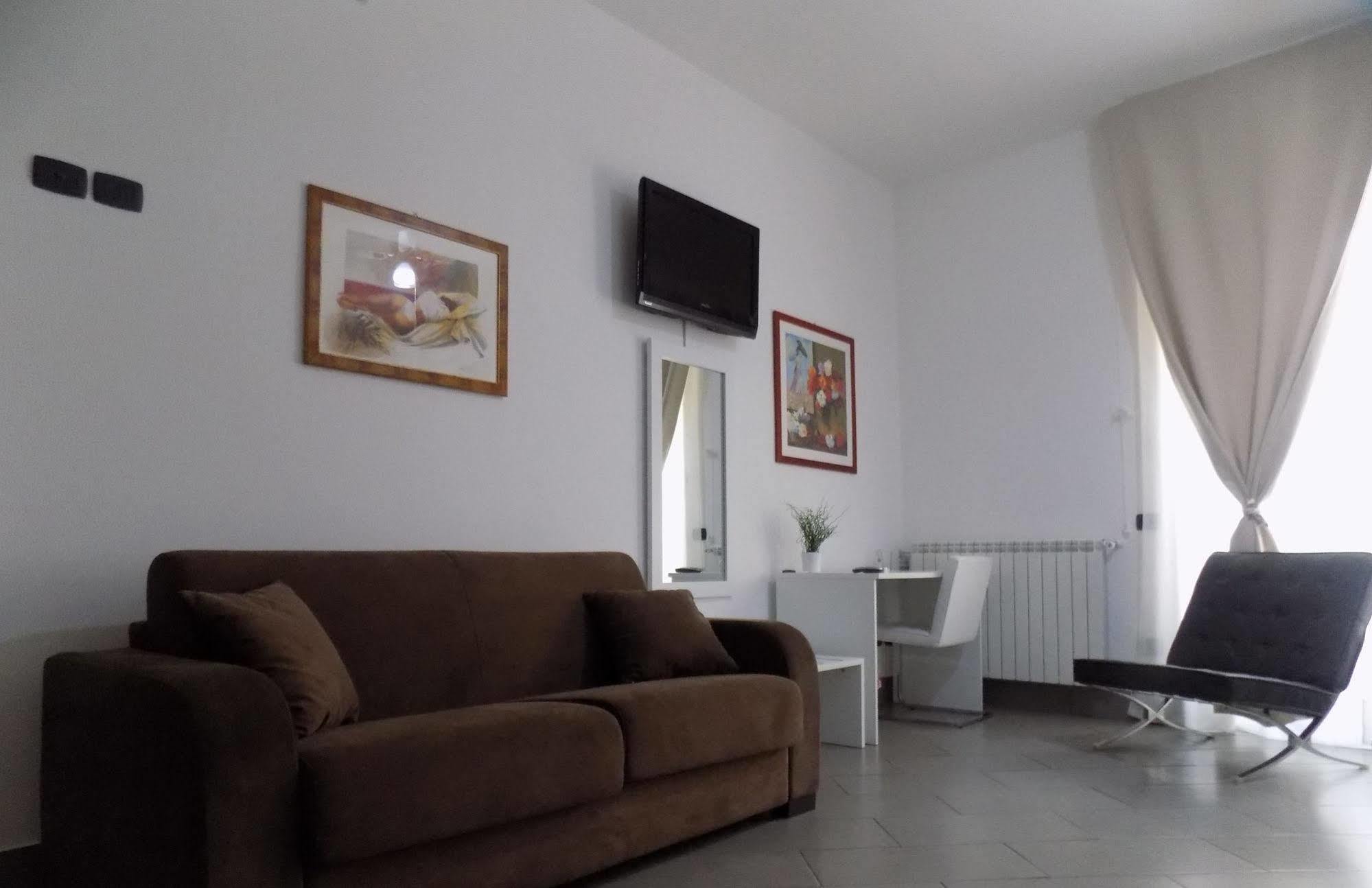B&B Porta Delle Madonie Campofelice Di Roccella Extérieur photo