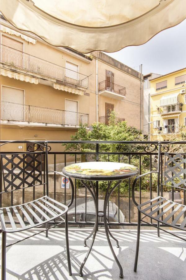 B&B Porta Delle Madonie Campofelice Di Roccella Extérieur photo